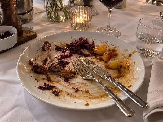 begivenheder hos Dinesens mortens aften